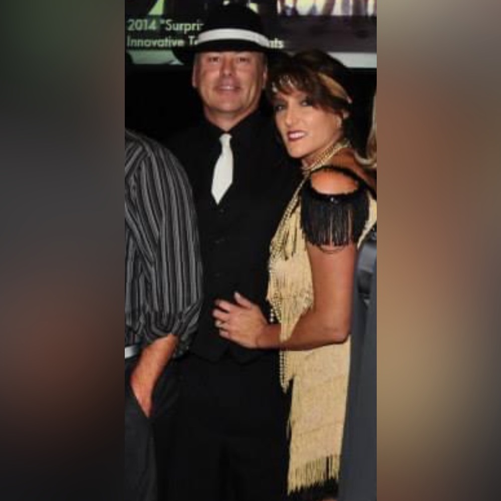 Gold & Black Women’s Flapper Dress